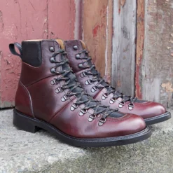 Cheaney Torridon R Hiker Boot In Burgundy Chromexcel/Black Coupe -Zeg Shoes Shop cheaney torridon r hiker boot in burgundy chromexcel black coupe p1597 10521 zoom